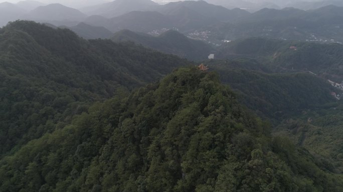 梅州客家建筑雁南飞航拍旅游风光山脉03