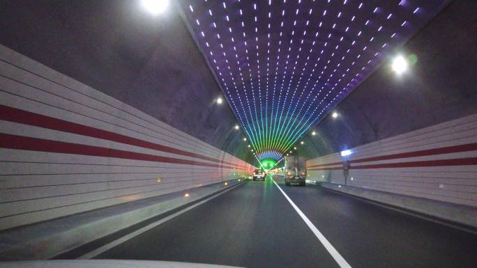 四川雅康高速隧洞彩灯录像