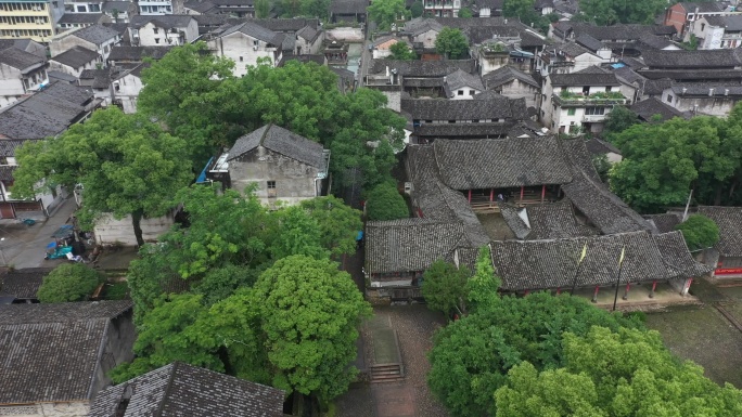 航拍浙江温州楠溪江景区古镇