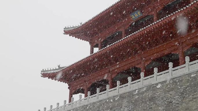 金延安钟鼓楼冬季下雪空镜