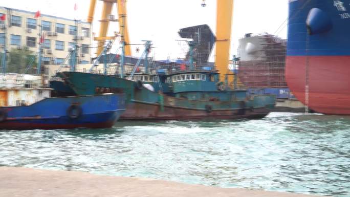 海港渔业码头渔船出海捕鱼