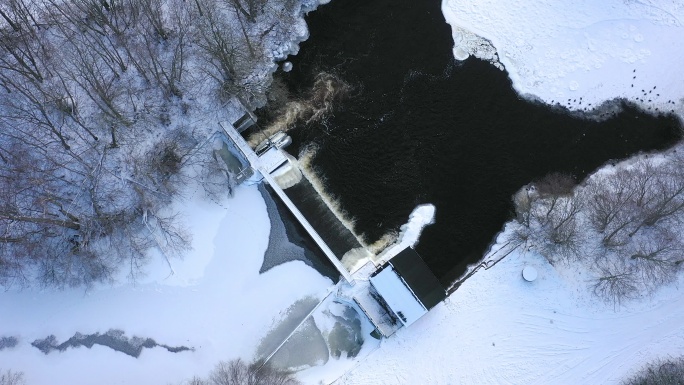 水电站发电枯枝人工建造