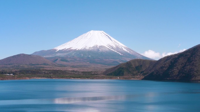 富士山离朔矶湖；缩小