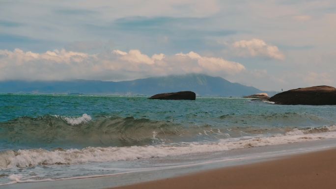 海浪沙滩海边