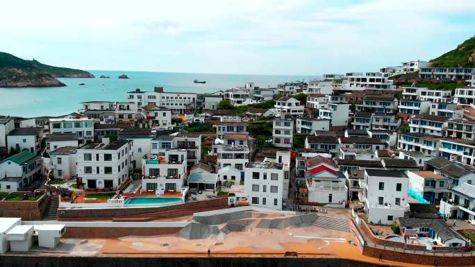 浙江舟山嵊泗列岛花鸟岛夏日建筑风光航拍