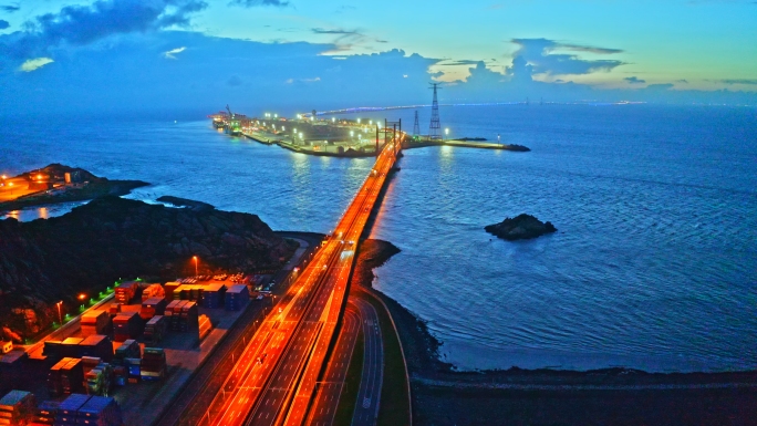 上海东海大桥洋山深水港码头夜景4K航拍