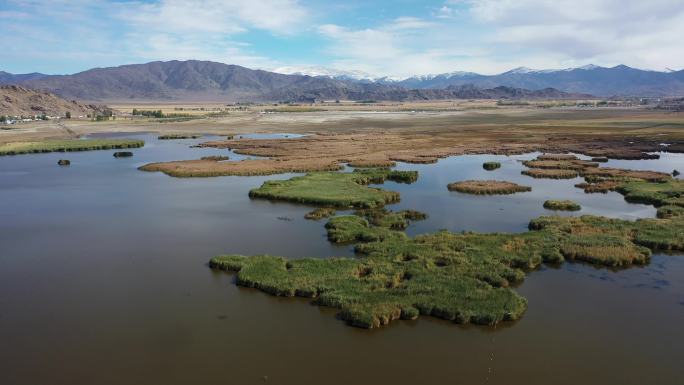 原创 新疆富蕴县可可苏里湖泊湿地自然风光