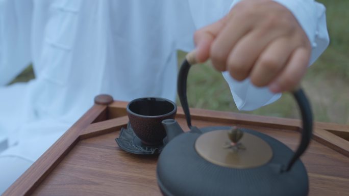 山上喝茶