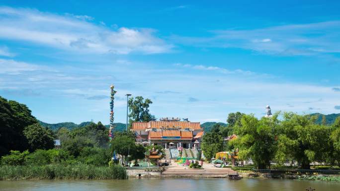 4K时空站：河边的中国神社。