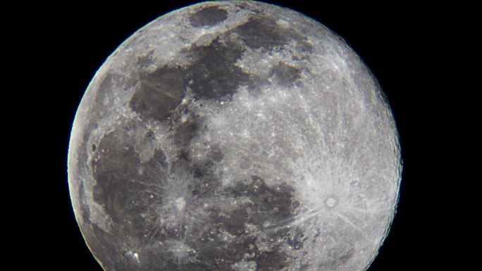 满月超级月亮长焦特写