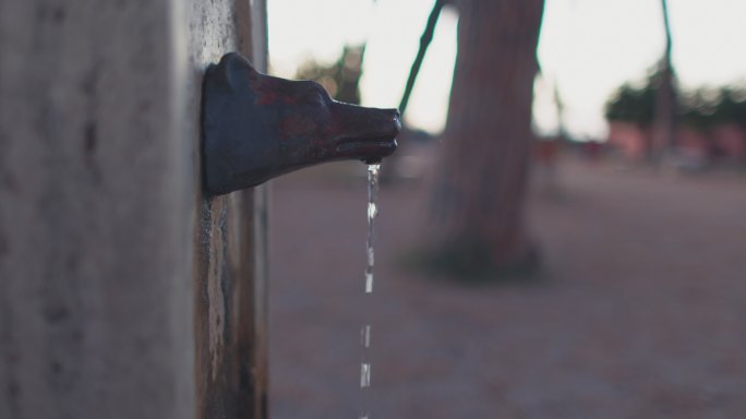 罗马典型的Nasone饮水机：免费淡水