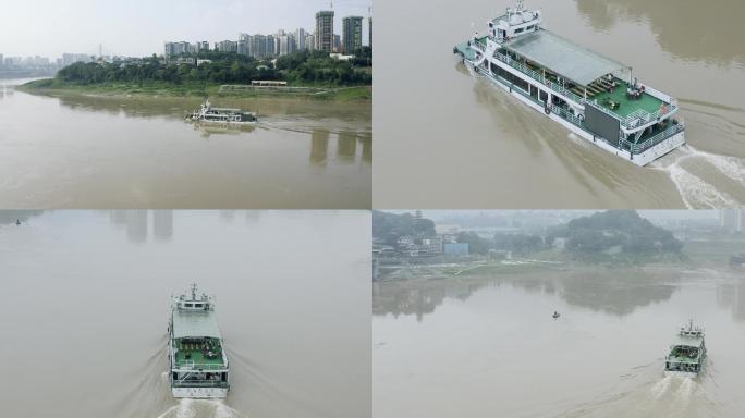 重庆嘉陵江上的轮渡