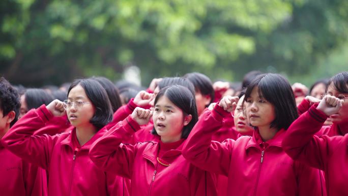 备战高考 下楼梯 学生 百日誓师