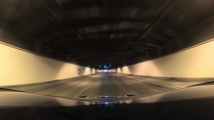 穿越机场隧道全景（360）