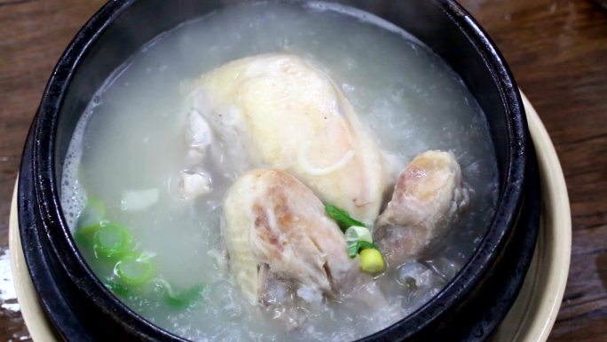 韩国人参鸡汤食品食材美食