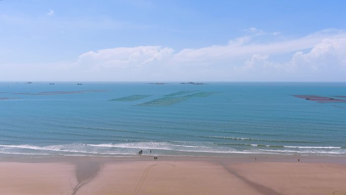 航拍漳州漳浦翡翠湾海边浴场