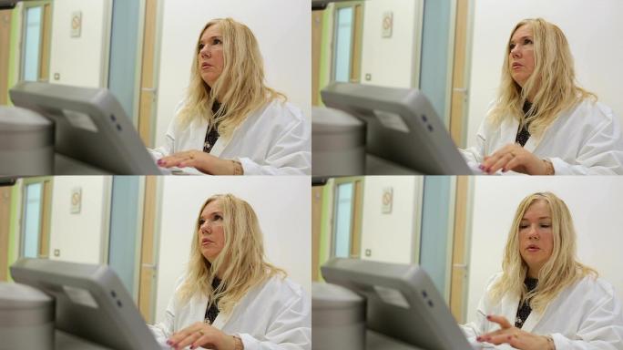 经验丰富的专业肿瘤学家在现代3d超声波扫描仪上的工作
