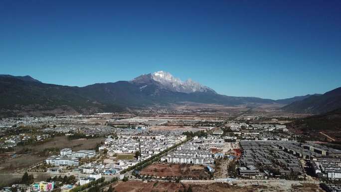 玉龙雪山远拍