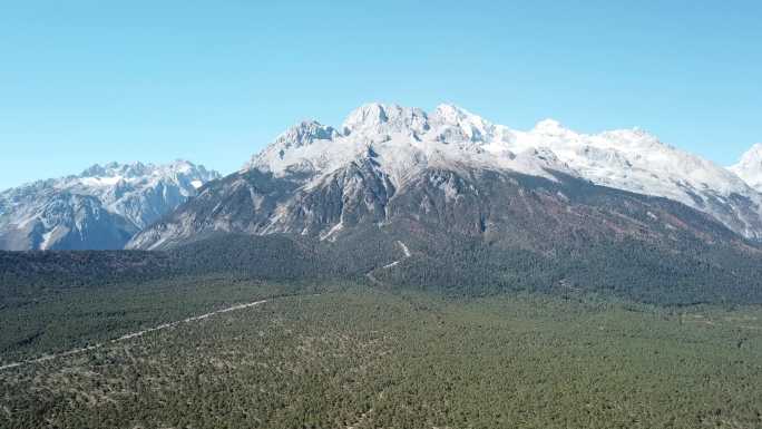 玉龙雪山航拍