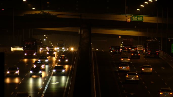 四川成都龙泉驿南三环航天立交城市夜景车流