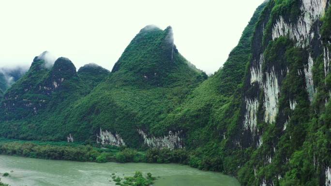 桂林 阳朔 兴坪 九马画山 云海 漓江