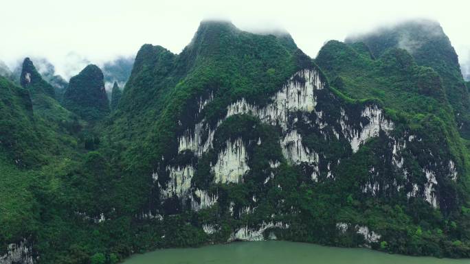 桂林 阳朔 兴坪 九马画山 云海 漓江