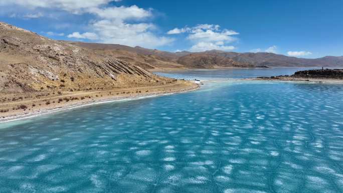 西藏山南浪卡子县羊湖羊卓雍措