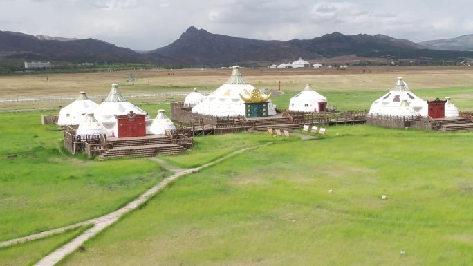 草原蒙古包航拍