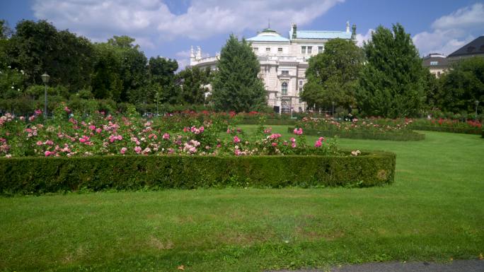 维也纳大众花园（Volksgarten Vienna）和Burgtheater
