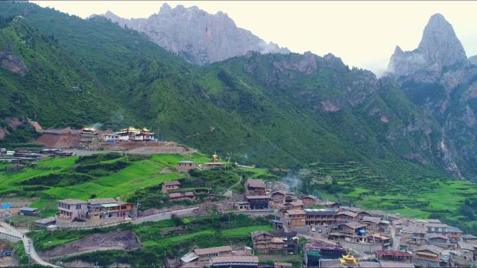 四川甘南地区扎尕那风景区航拍