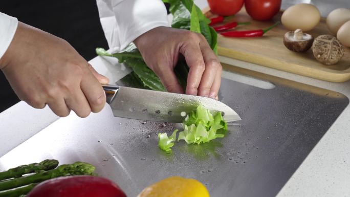 厨房切菜 做饭 居家男人