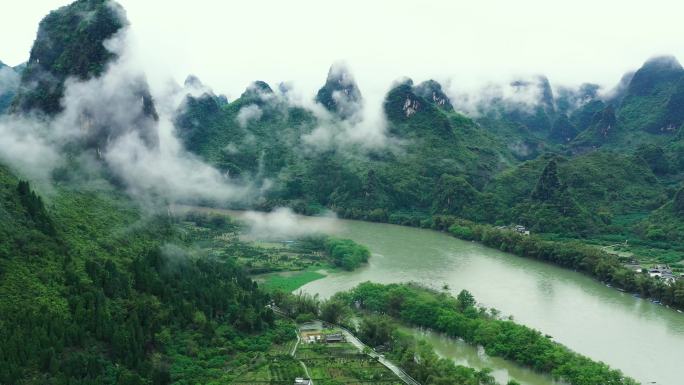 桂林 阳朔 兴坪 九马画山 云海 漓江