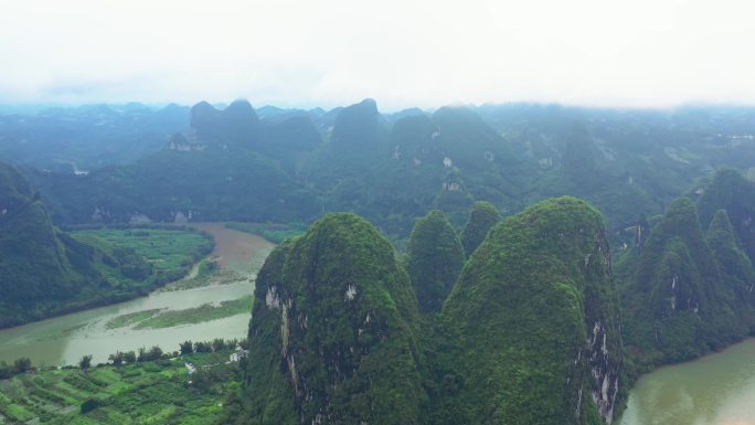 桂林 阳朔 兴坪 九马画山 云海 漓江