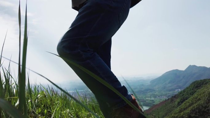 徒步 攀登 登山 脚步