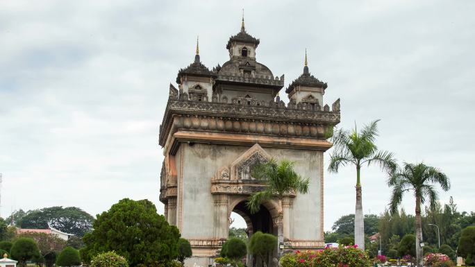 老挝，万象-巴图赛拱门纪念碑，Timelapse。