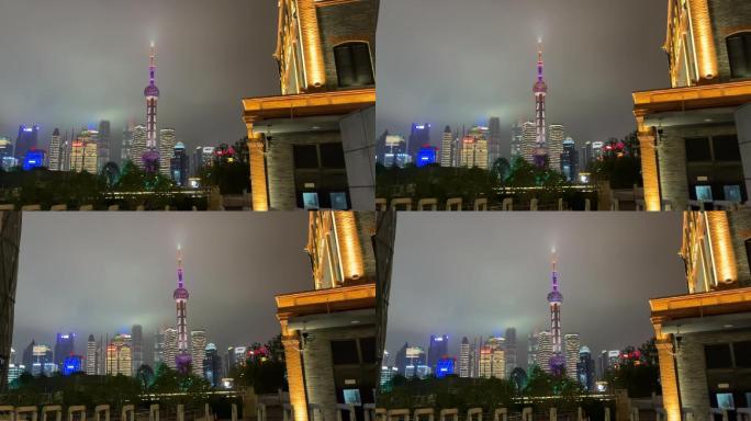 上海封城中的夜晚灯光建筑物