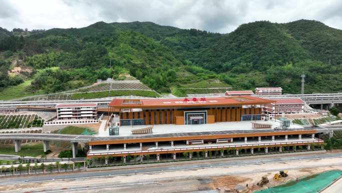 泉州永春动车站