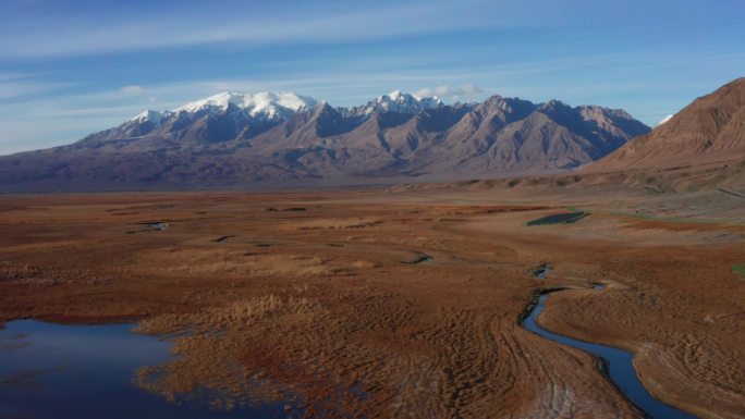 新疆宣传片喀什塔县日出湿地雪山航拍