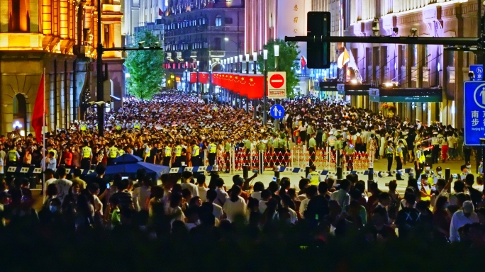 上海南京东路人流夜景