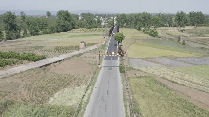 乡村道路分界线