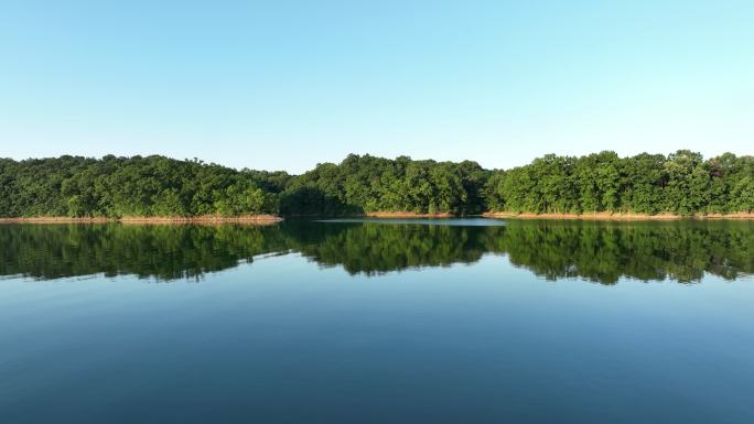 4K青山绿水森林湖泊自然风景航拍