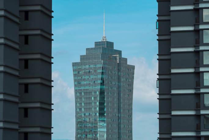 新电视塔延时双子塔都市天际线城市发展