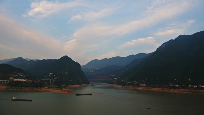 长江三峡巫峡口日转夜延时