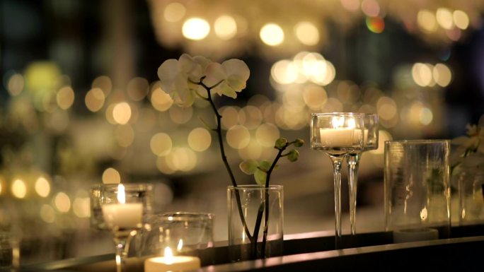 桌子装饰浪漫氛围烛光晚餐烛光婚礼