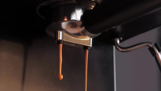 咖啡机萃取接咖啡咖啡流动咖啡水流意式咖啡