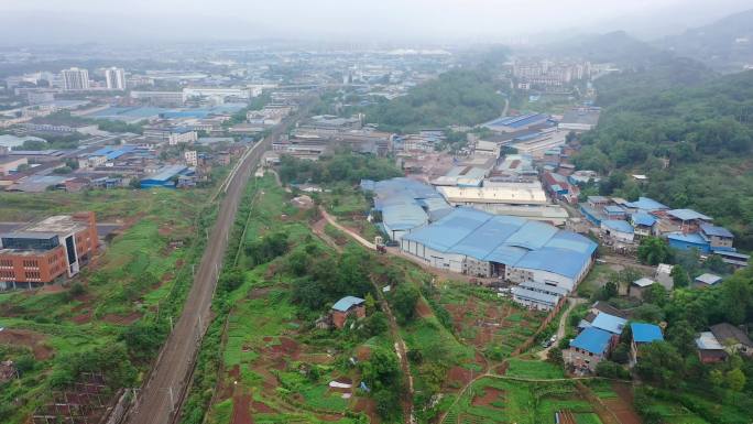 重庆九龙坡区白市驿城乡结合部工业厂房