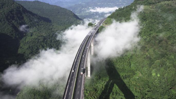 雅西高速西部大开发交通建设公路风光