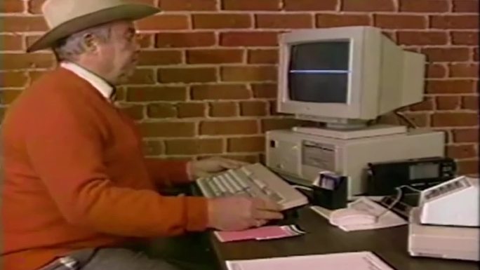 80年代电脑计算机磁盘