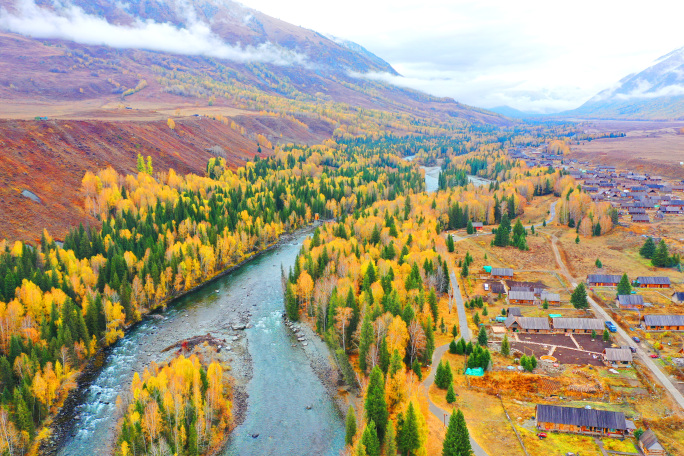 新疆阿勒泰 禾木景区 秋景   航拍