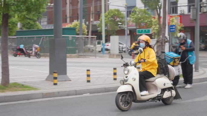 外卖小哥 美团 饿了吗 外卖员 忙碌